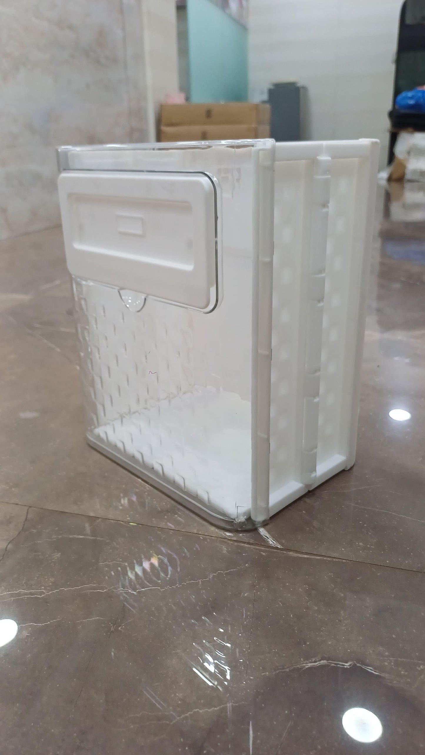 Foldable Wall-Mounted Kitchen Trash Bin – Space-Saving Hanging Waste Basket for Cabinets, Car & More